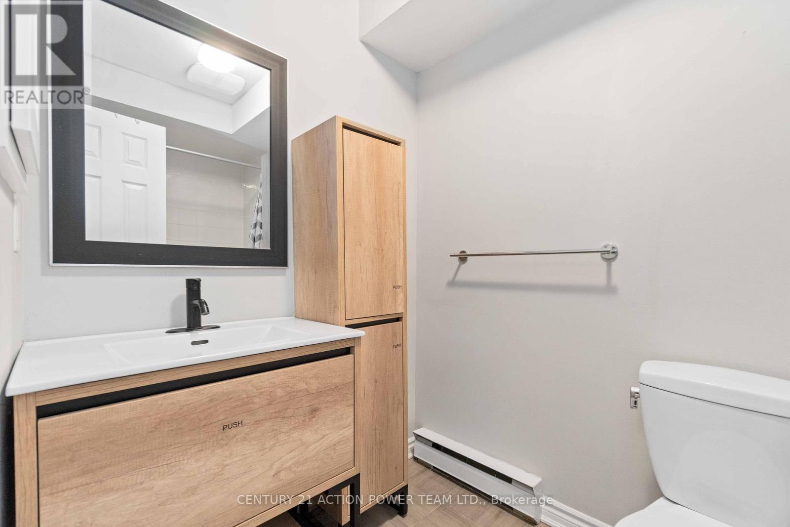 904 Tanguay Court, Ottawa, Ontario  K2L 3X5 - Photo 25 - X12966994