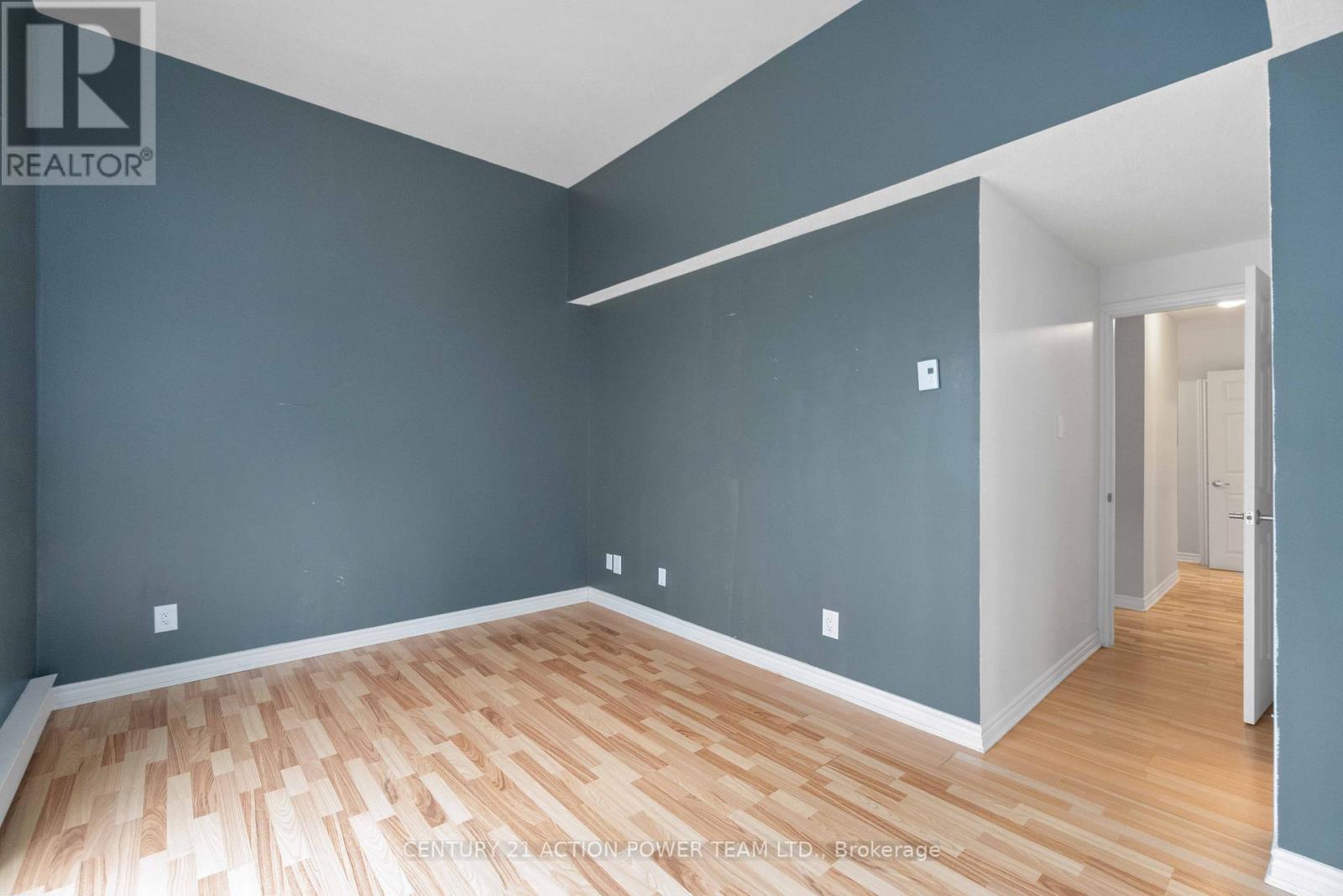 904 Tanguay Court, Ottawa, Ontario  K2L 3X5 - Photo 31 - X12966994