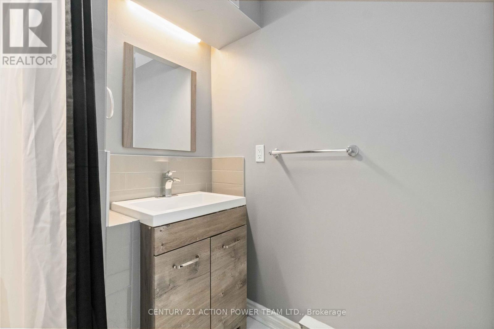 904 Tanguay Court, Ottawa, Ontario  K2L 3X5 - Photo 35 - X12966994