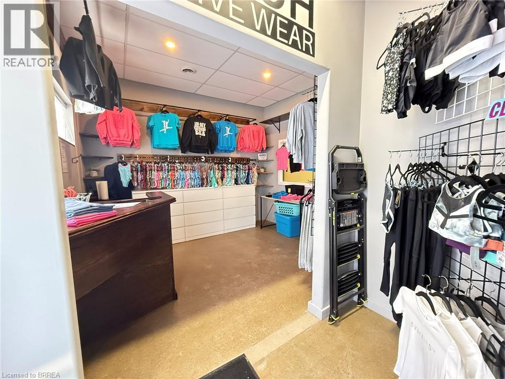 160 Brantwood Park Road Unit# 1, Brantford, Ontario  N3P 1N7 - Photo 13 - 40818368