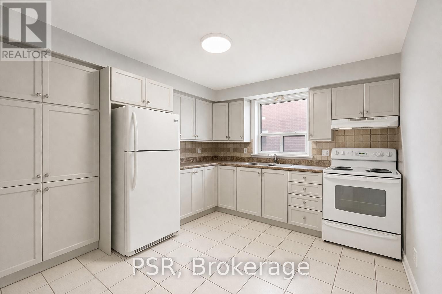 Main - 35 Twenty Fourth Street, Toronto, Ontario  M8V 3N3 - Photo 5 - W12951196