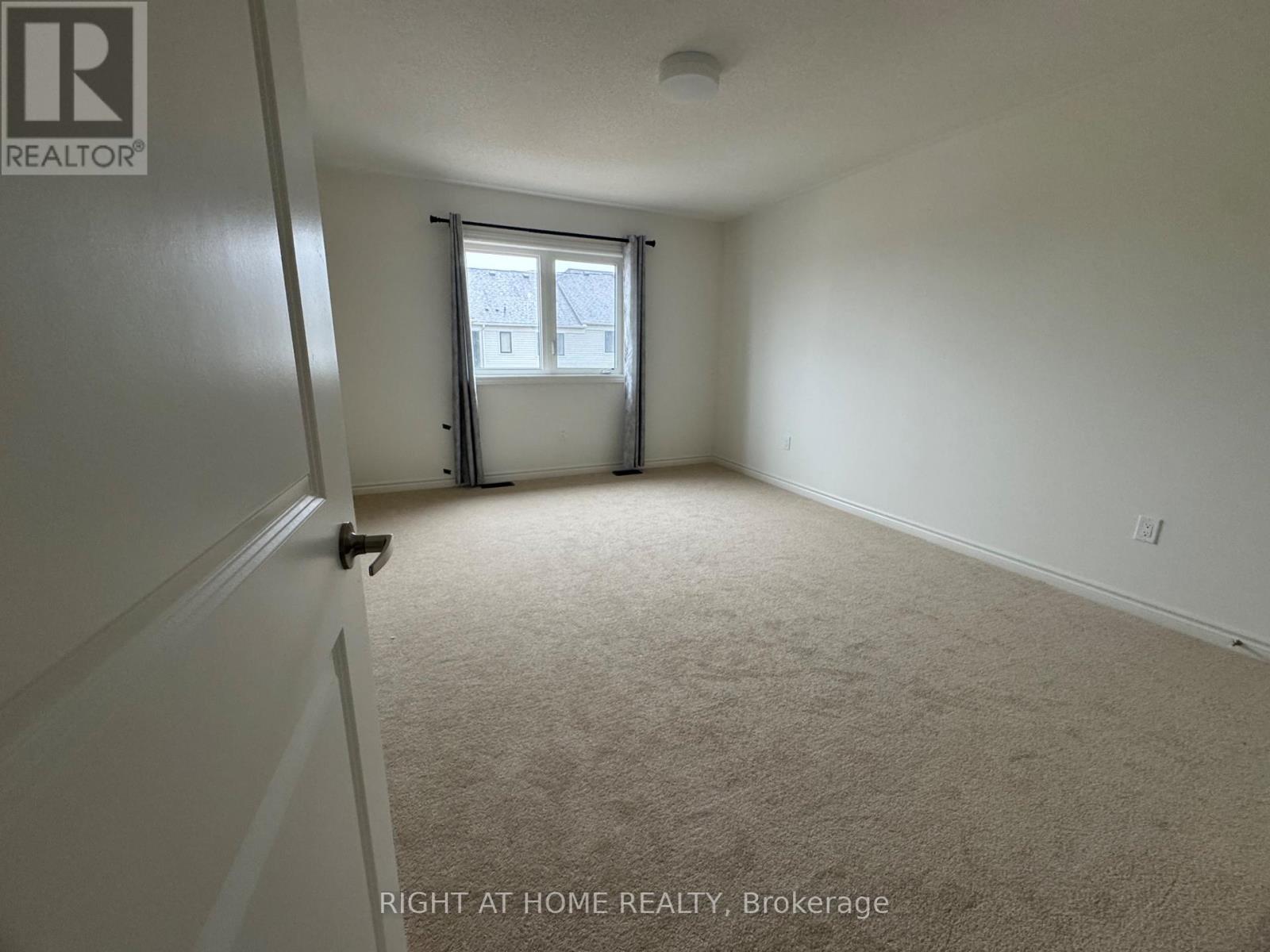 108 Sanderson Drive, Kawartha Lakes, Ontario  K9V 0S7 - Photo 30 - X12942068