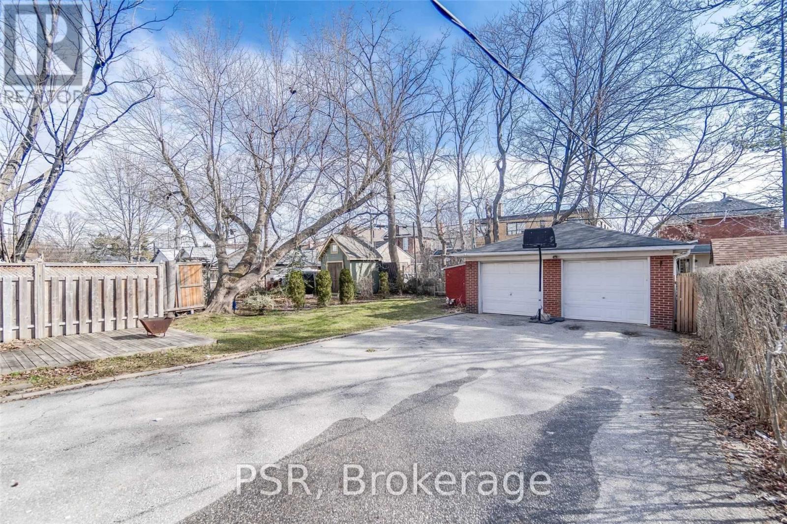 Main - 35 Twenty Fourth Street, Toronto, Ontario  M8V 3N3 - Photo 15 - W12951196