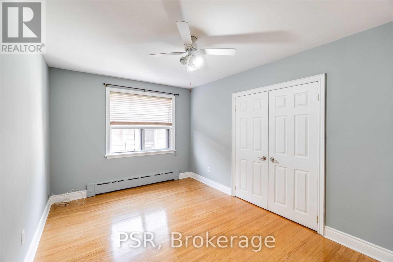 Main - 35 Twenty Fourth Street, Toronto, Ontario  M8V 3N3 - Photo 7 - W12951196