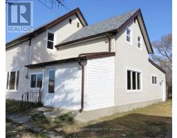 21062 LOYALIST PARKWAY, Prince Edward County, Ontario
