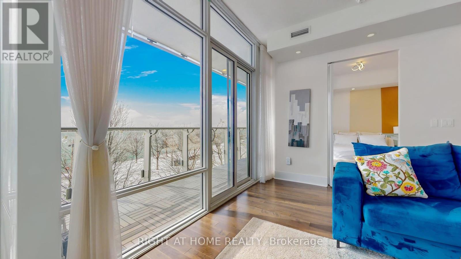 314 - 29 Queens Quay E, Toronto, Ontario M5E 0A4 - Photo 16 - C12903224