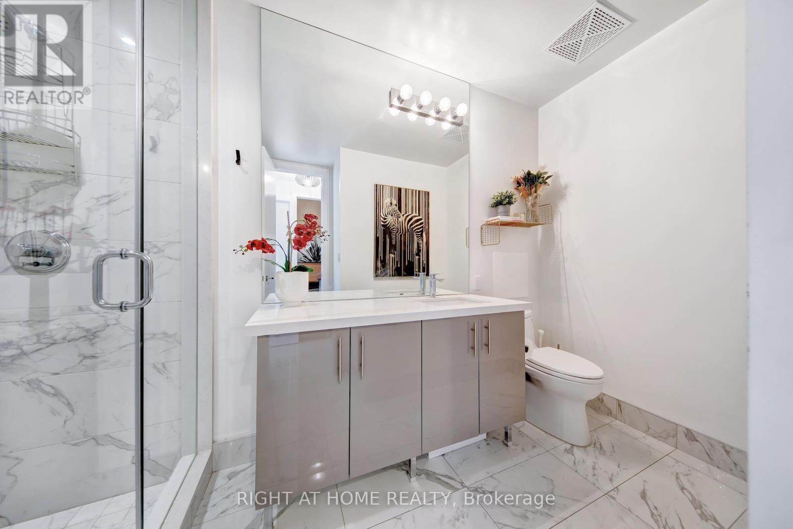 314 - 29 Queens Quay E, Toronto, Ontario M5E 0A4 - Photo 30 - C12903224