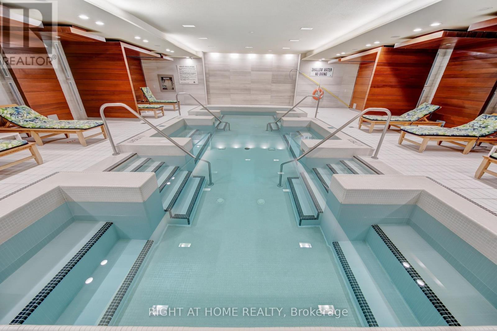 314 - 29 Queens Quay E, Toronto, Ontario M5E 0A4 - Photo 42 - C12903224