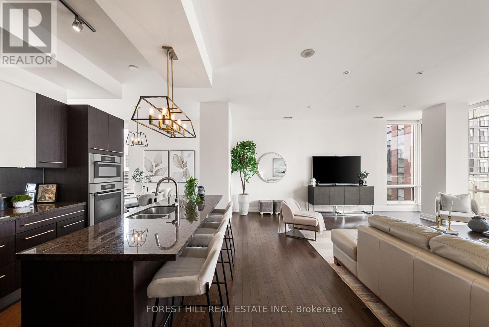 4406 - 80 John Street, Toronto, Ontario  M5V 3X4 - Photo 3 - C12966164