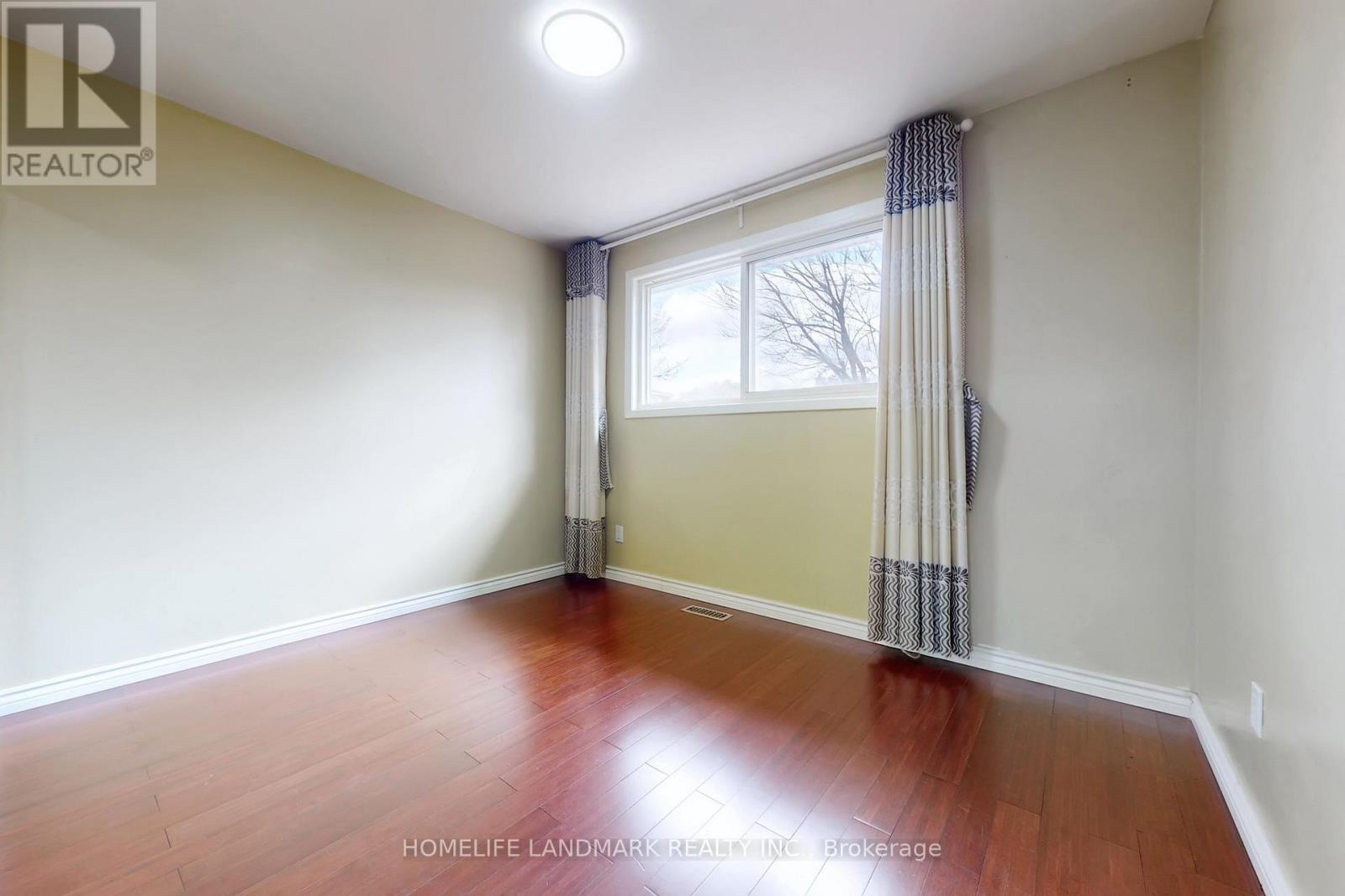 225 Pineway Boulevard, Toronto, Ontario  M2H 1B5 - Photo 13 - C12966736