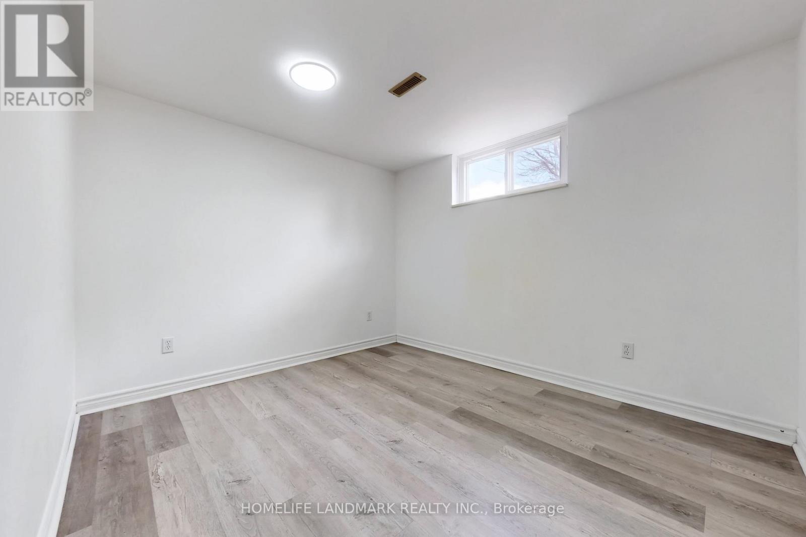 225 Pineway Boulevard, Toronto, Ontario  M2H 1B5 - Photo 26 - C12966736