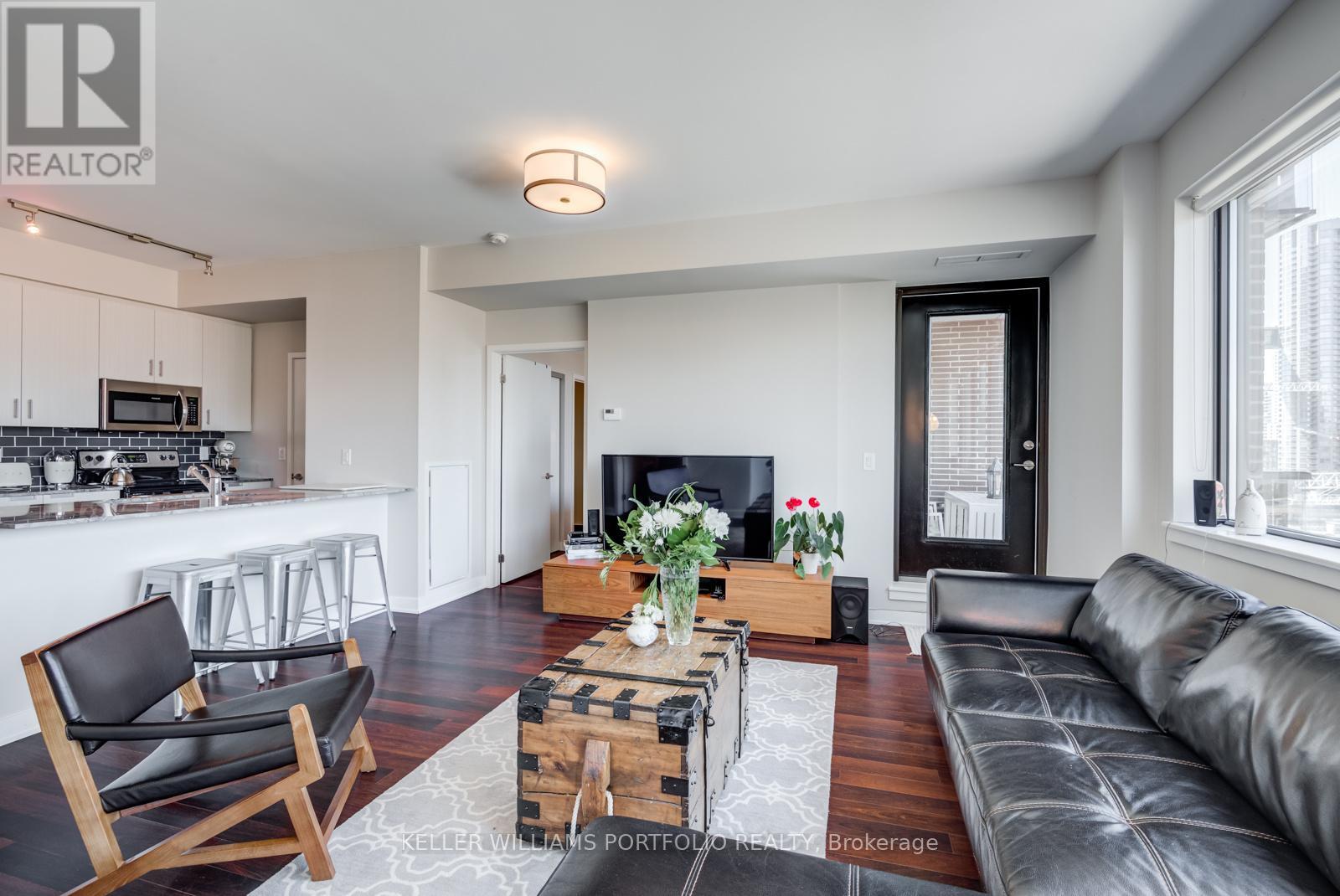 809 - 400 Wellington Street W, Toronto, Ontario  M5V 0B5 - Photo 10 - C12966740