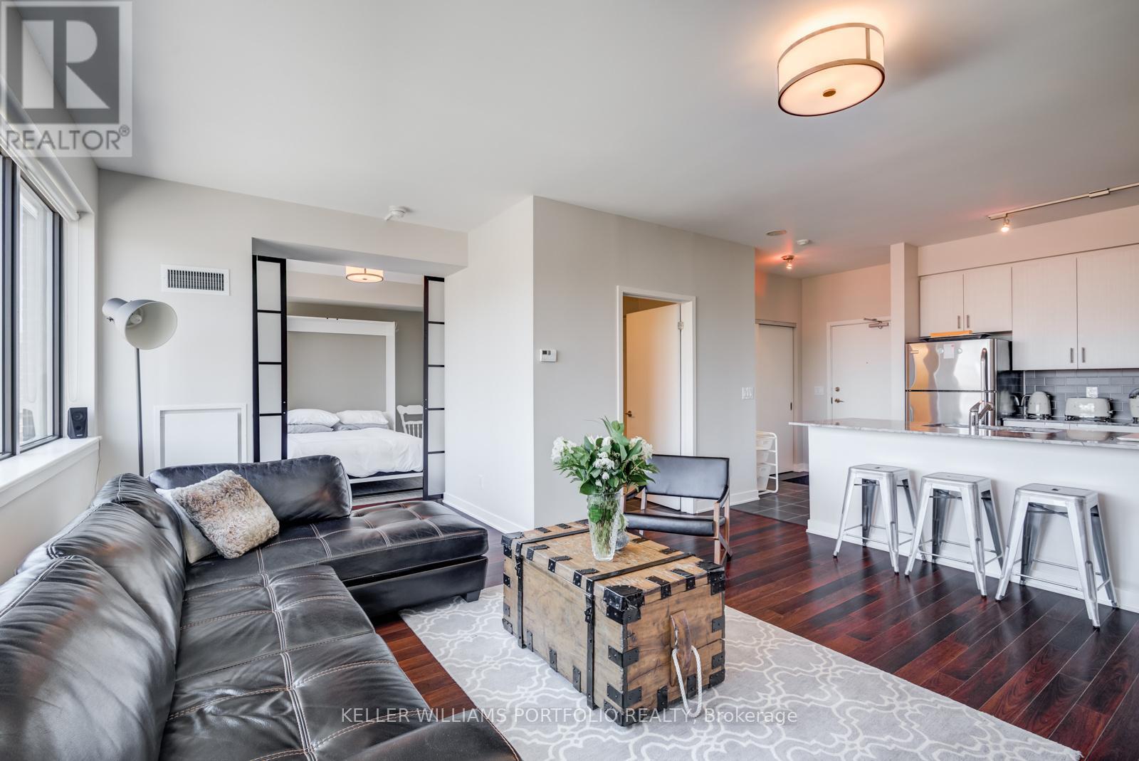 809 - 400 Wellington Street W, Toronto, Ontario  M5V 0B5 - Photo 9 - C12966740