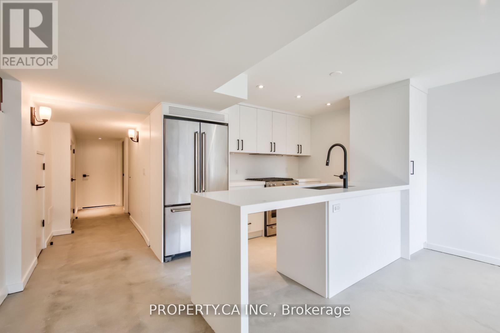 Lower - 572 Palmerston Avenue, Toronto, Ontario  M6G 2P7 - Photo 4 - C12966784