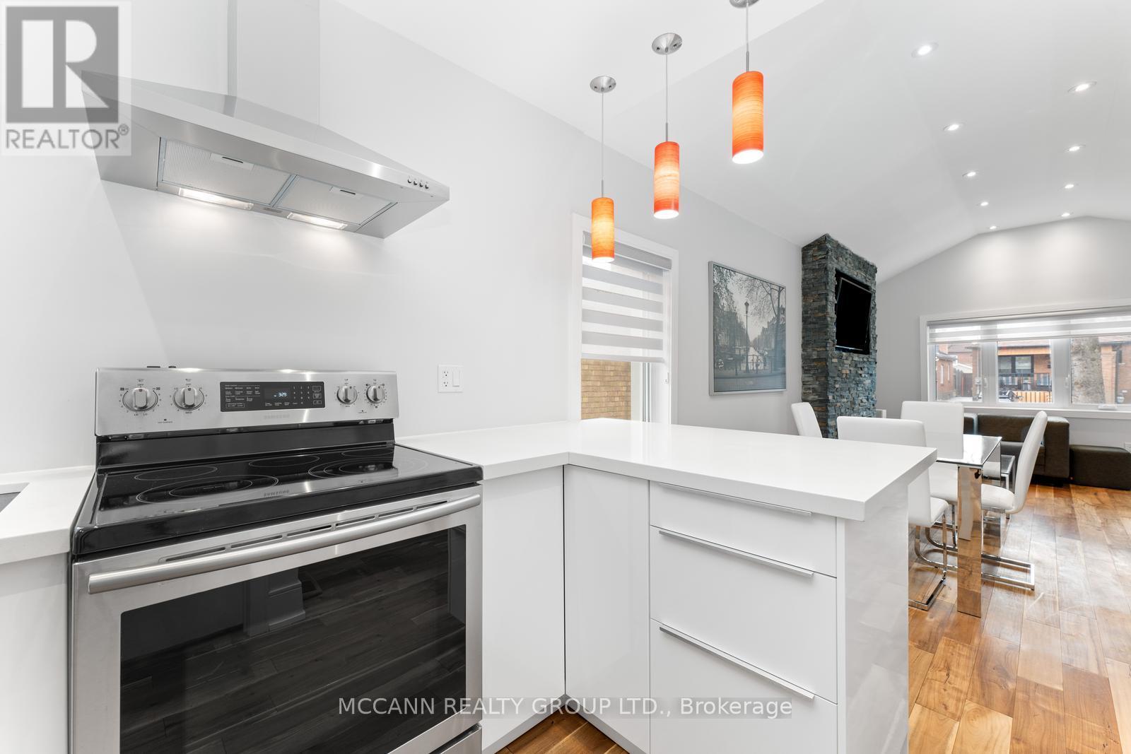 Main - 414 Northcliffe Boulevard, Toronto, Ontario  M6E 3L2 - Photo 27 - C12966800