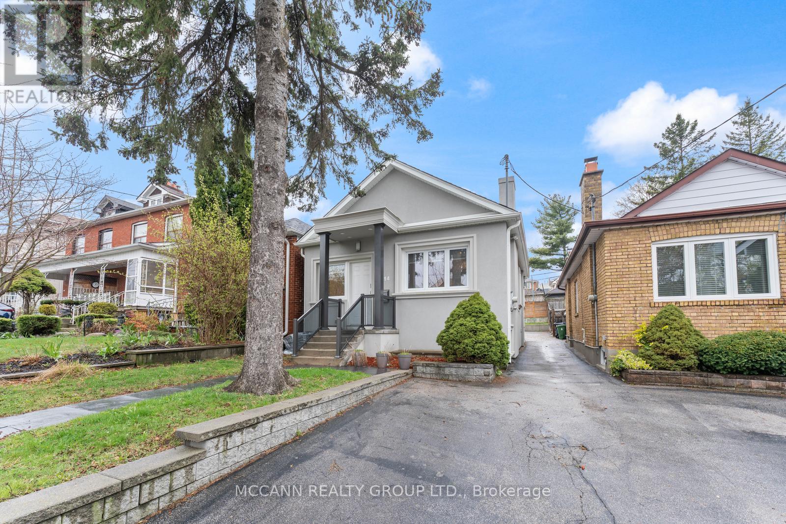 Main - 414 Northcliffe Boulevard, Toronto, Ontario  M6E 3L2 - Photo 3 - C12966800
