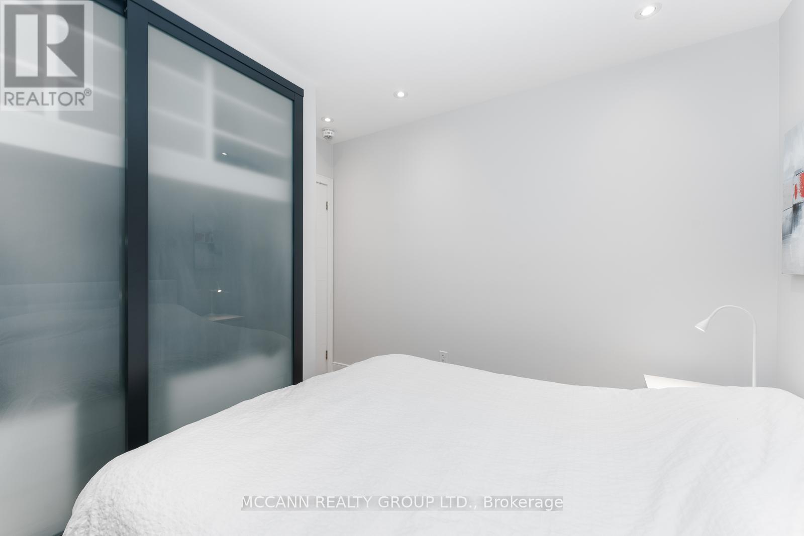 Main - 414 Northcliffe Boulevard, Toronto, Ontario  M6E 3L2 - Photo 33 - C12966800