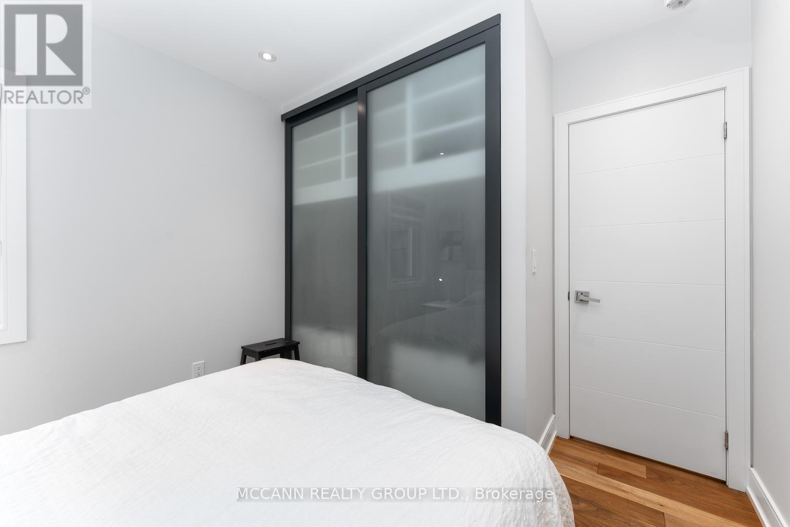 Main - 414 Northcliffe Boulevard, Toronto, Ontario  M6E 3L2 - Photo 34 - C12966800