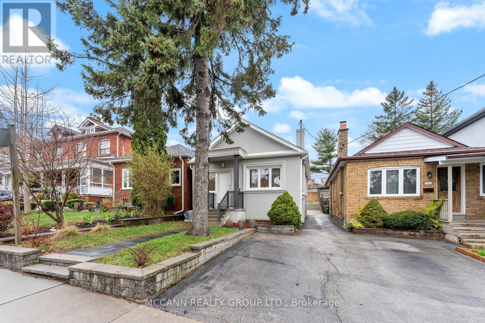 Main - 414 Northcliffe Boulevard, Toronto, Ontario  M6E 3L2 - Photo 9 - C12966800