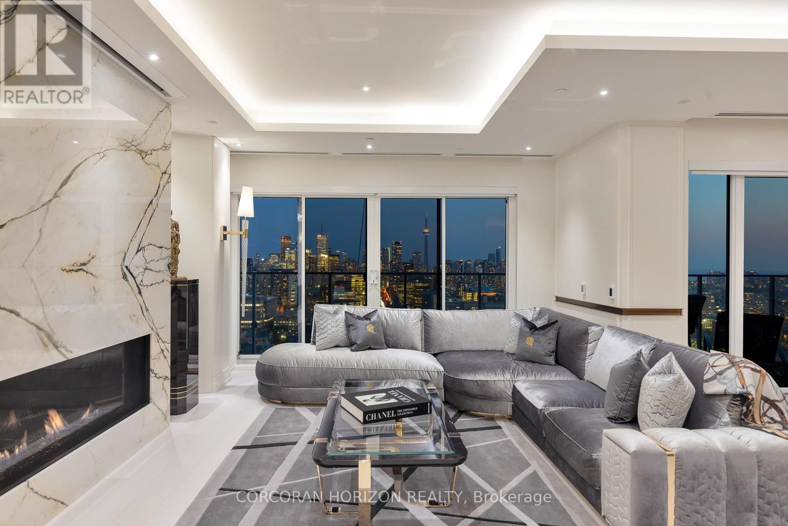 3802 - 200 Cumberland Street, Toronto, Ontario  M5R 0B7 - Photo 12 - C12966830