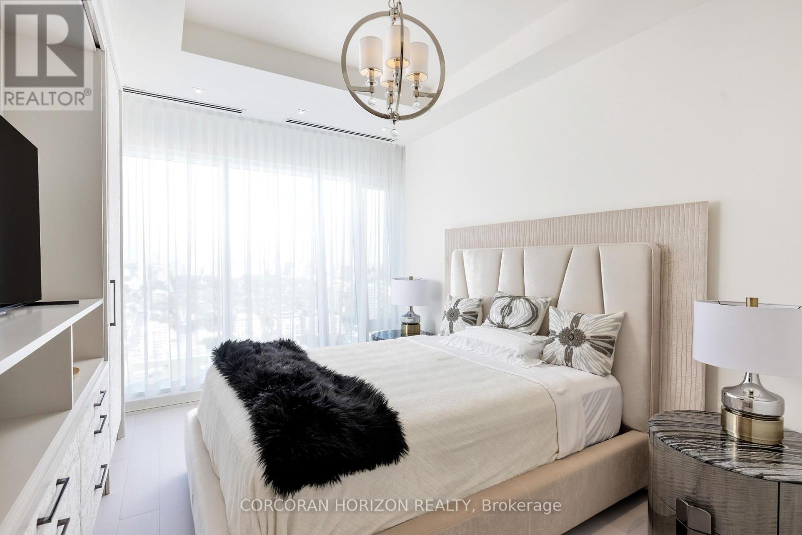 3802 - 200 Cumberland Street, Toronto, Ontario  M5R 0B7 - Photo 30 - C12966830