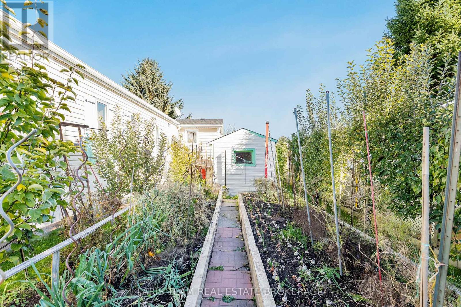 13 Sunrise Circle, Bradford West Gwillimbury, Ontario  L3Z 2A5 - Photo 25 - N12709236