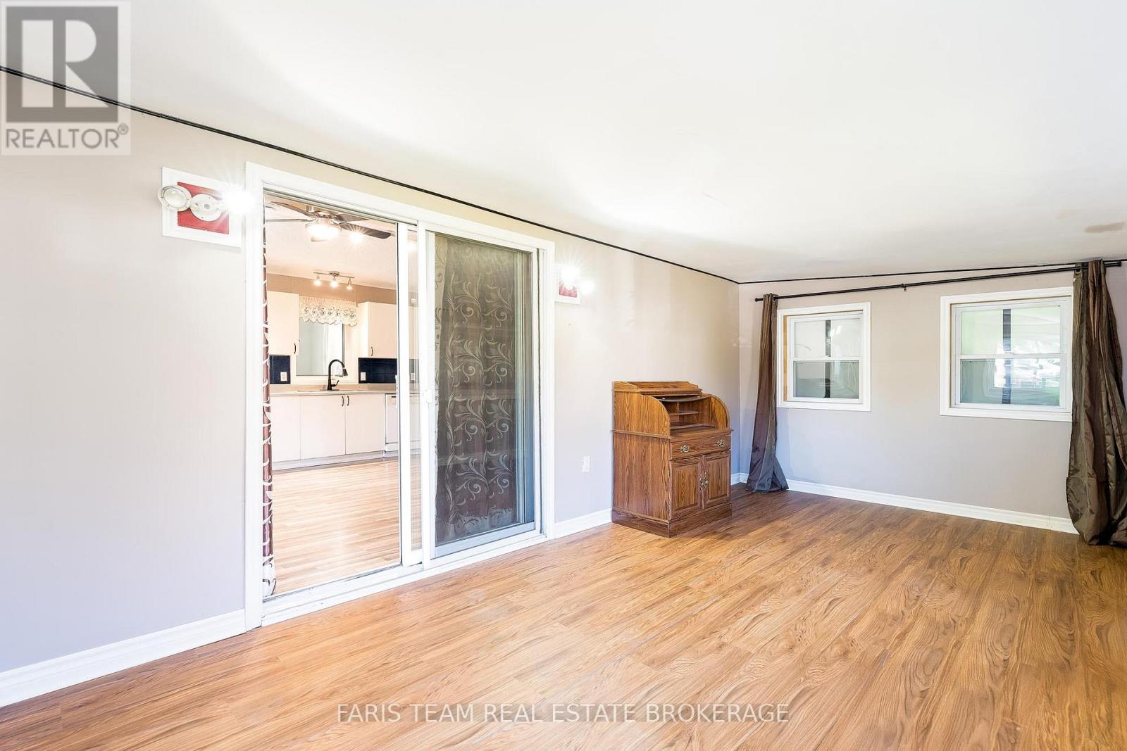 13 Sunrise Circle, Bradford West Gwillimbury, Ontario  L3Z 2A5 - Photo 13 - N12709236