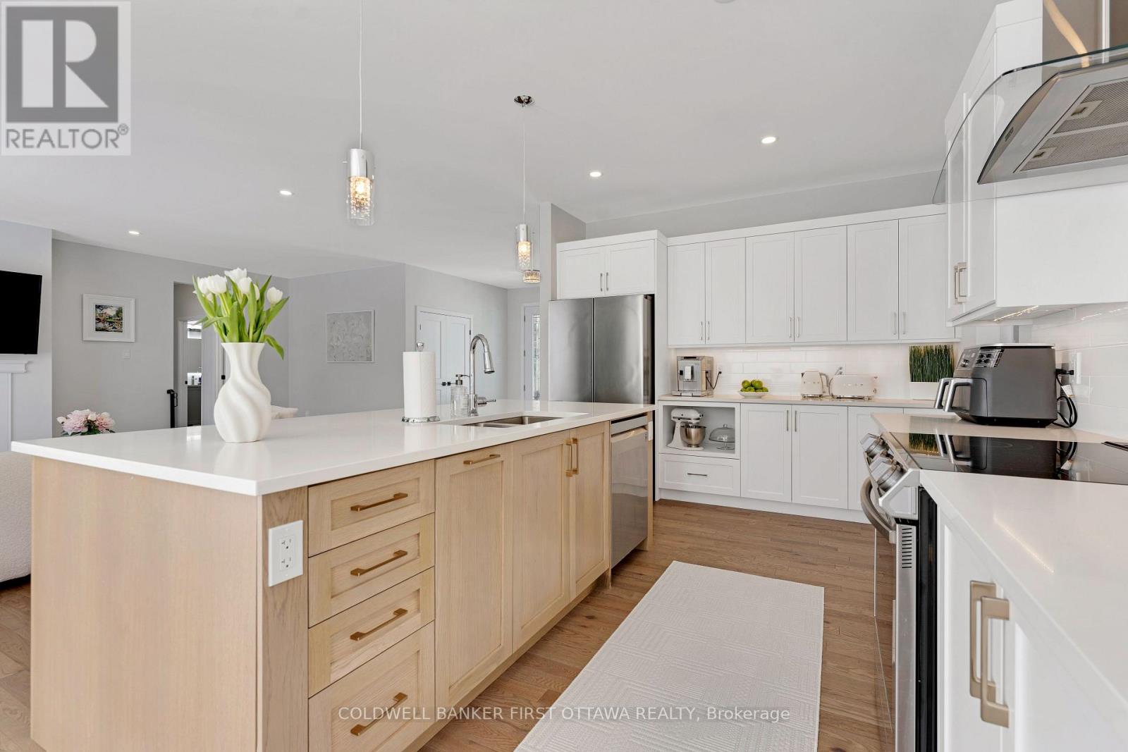 121 Ernest Way, Tay Valley, Ontario  K7H 0B3 - Photo 9 - X12792234