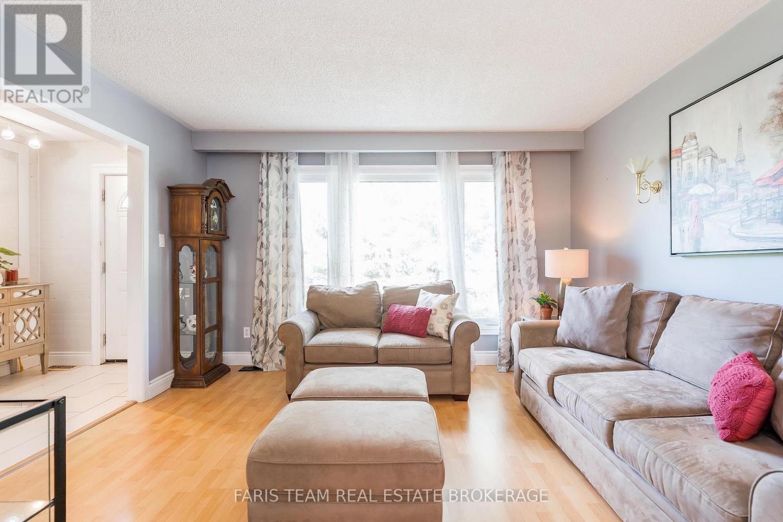 29 Jamieson Drive, Adjala-Tosorontio, Ontario  L0N 1R0 - Photo 13 - N12797084