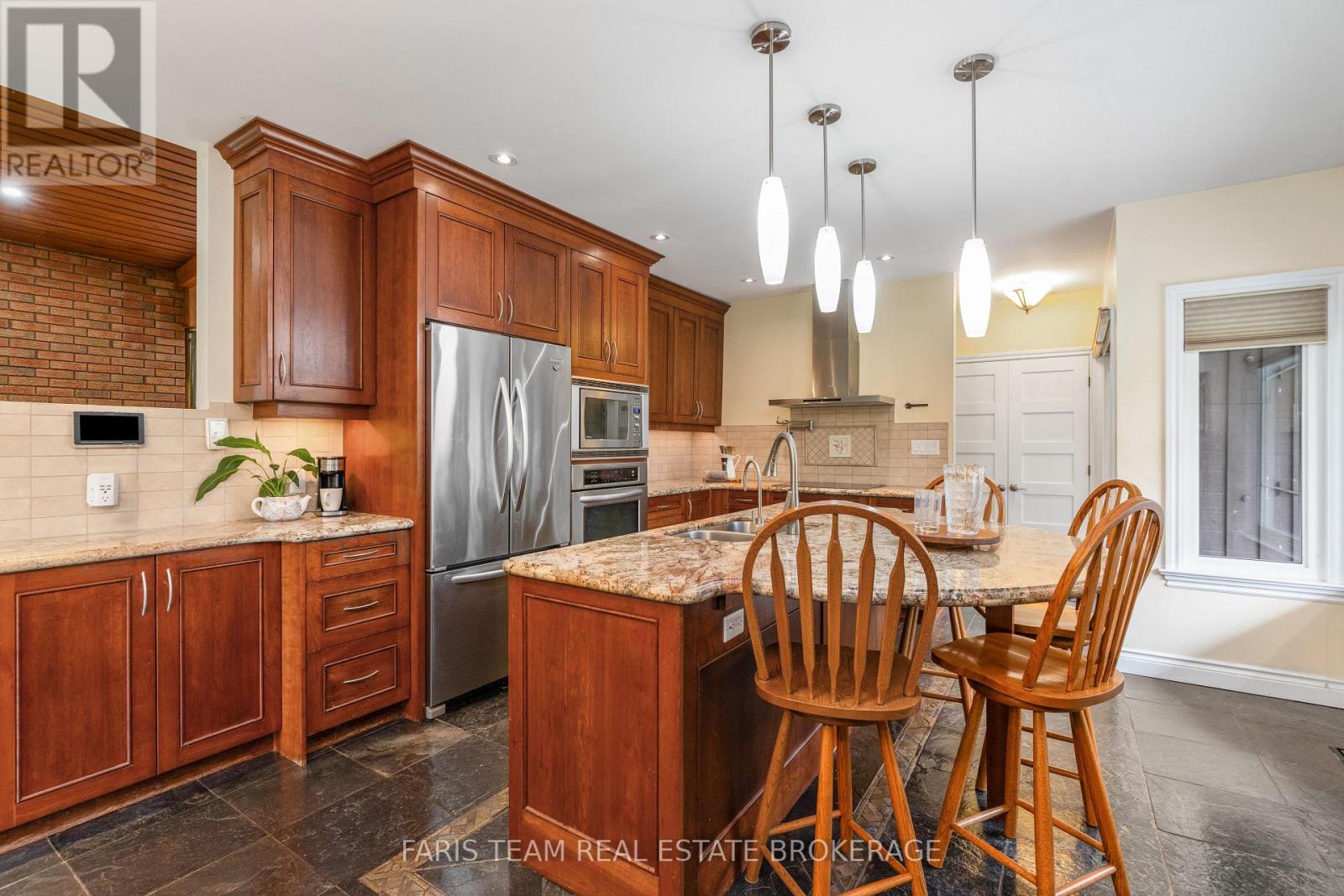 5565 5th Line, New Tecumseth, Ontario  L0G 1W0 - Photo 5 - N12906182