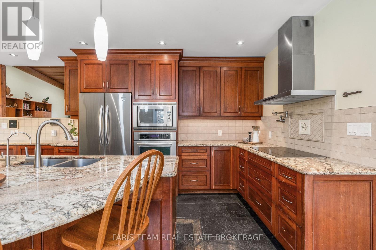 5565 5th Line, New Tecumseth, Ontario  L0G 1W0 - Photo 6 - N12906182