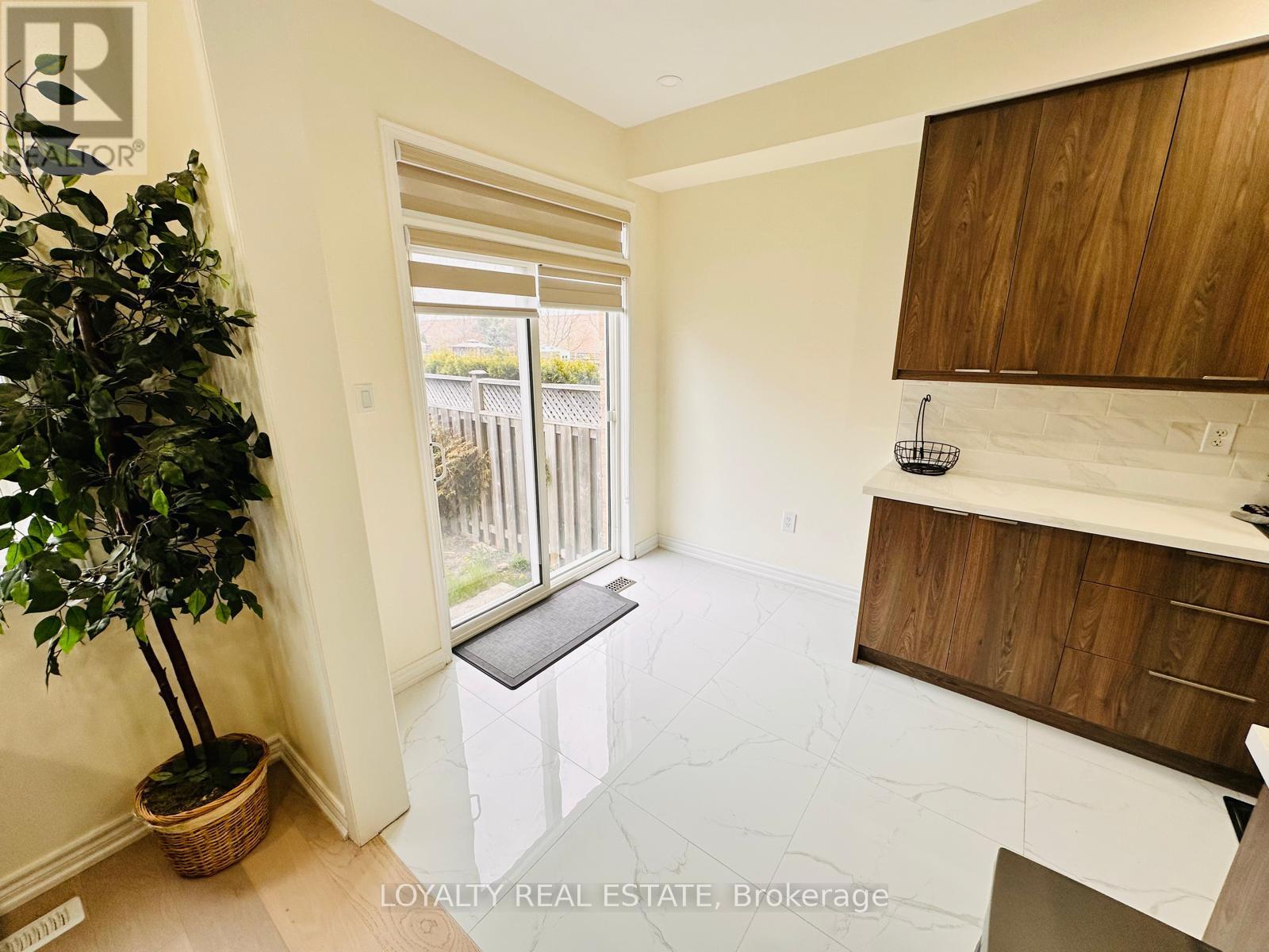 28 Thorp Crescent, Ajax, Ontario  L1T 0G9 - Photo 24 - E12966770