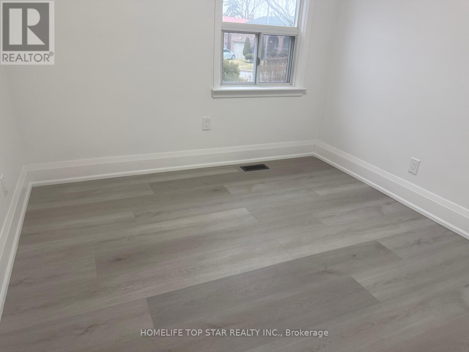 Main - 25 Mackinac Crescent, Toronto, Ontario  M1J 1P8 - Photo 8 - E12966792