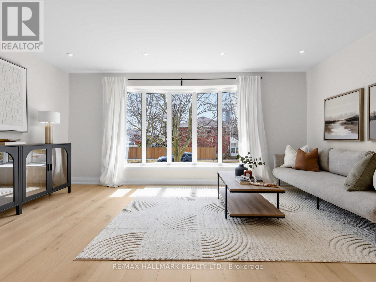 28 Munford Crescent, Toronto, Ontario  M4B 1C1 - Photo 12 - E12966944