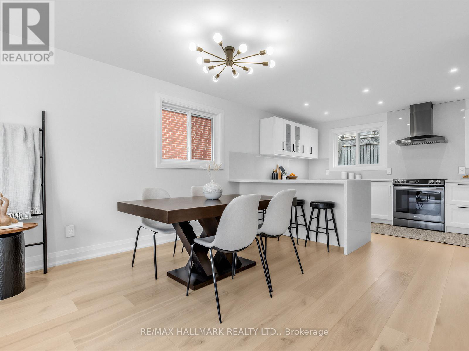 28 Munford Crescent, Toronto, Ontario  M4B 1C1 - Photo 17 - E12966944