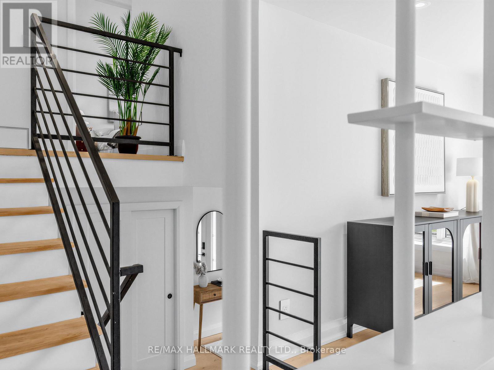 28 Munford Crescent, Toronto, Ontario  M4B 1C1 - Photo 22 - E12966944