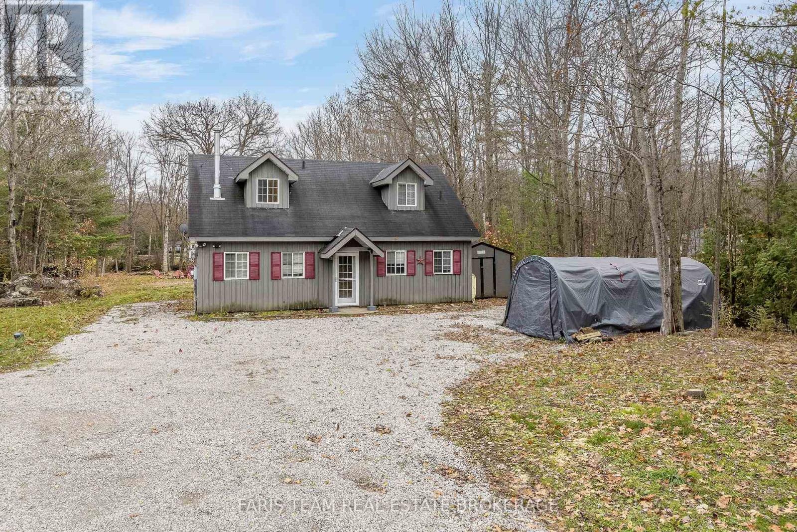 7516 Island Crescent, Ramara, Ontario  L0K 2B0 - Photo 1 - S12574144