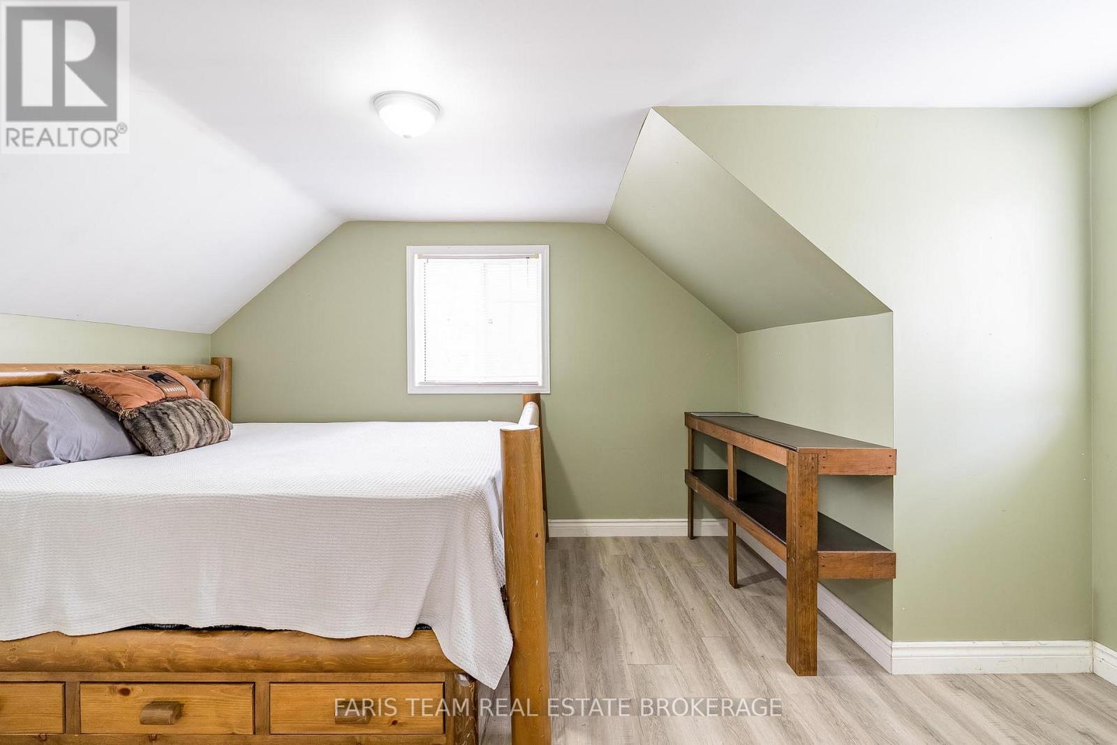 7516 Island Crescent, Ramara, Ontario  L0K 2B0 - Photo 21 - S12574144