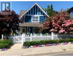 107 STAR CRESCENT, New Westminster, British Columbia