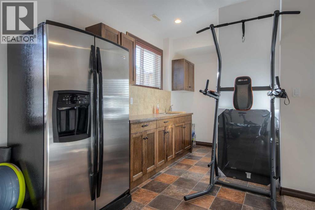 380 Grizzly Crescent N, Lethbridge, Alberta  T1H 4E6 - Photo 37 - A2281077