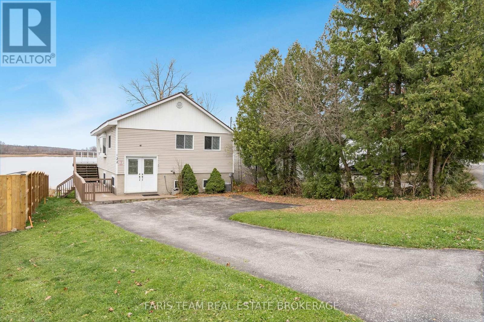 122 MITCHELLS BEACH ROAD, Tay, Ontario