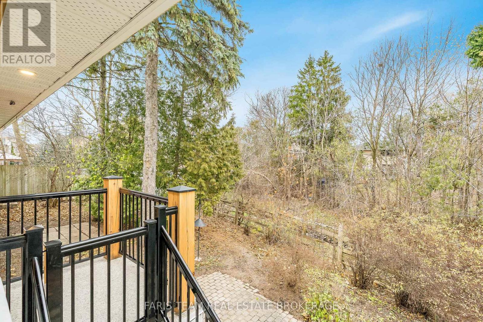 15 Davidson Street, Barrie, Ontario  L4M 3R9 - Photo 28 - S12820166