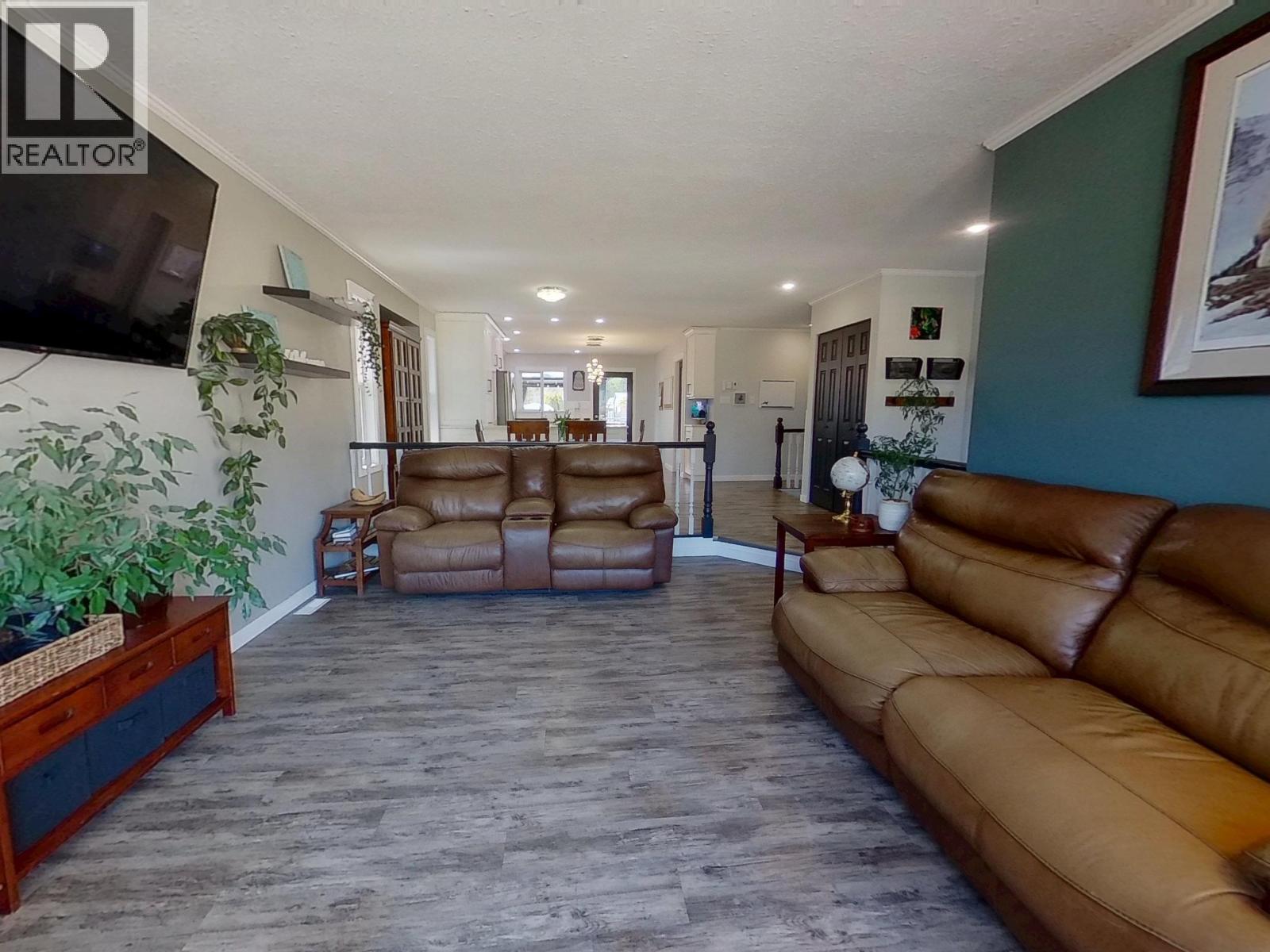 227 Fiege Road, Quesnel, British Columbia  V2J 5T6 - Photo 9 - R3107059