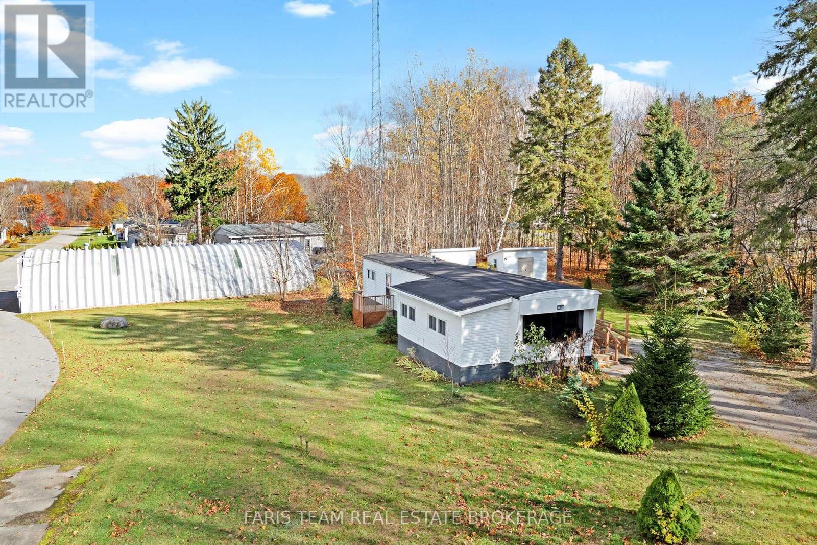 2235 Ron Jones Road E5, Tay, Ontario  L4R 4K3 - Photo 27 - S12952298