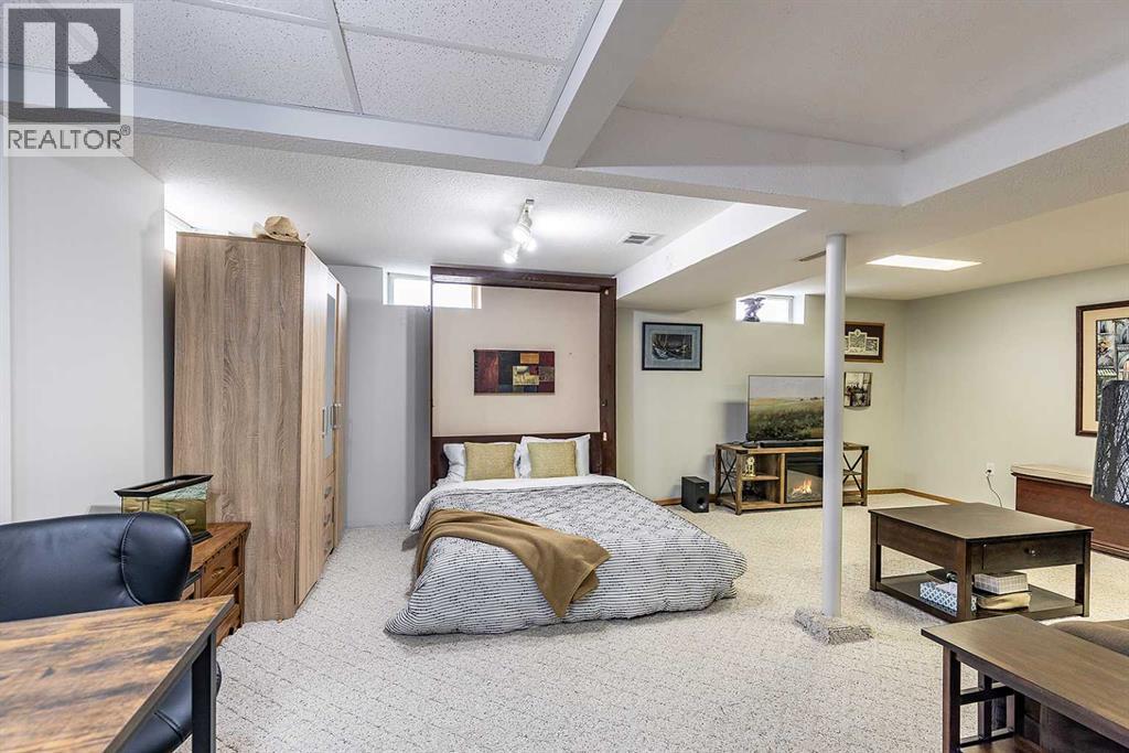 890 Hargrave Way Nw, Medicine Hat, Alberta  T1A 6Y9 - Photo 30 - A2296299