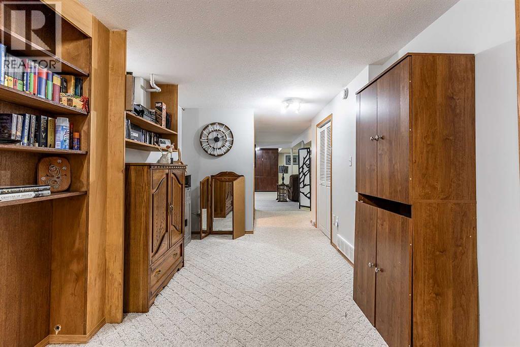 890 Hargrave Way Nw, Medicine Hat, Alberta  T1A 6Y9 - Photo 29 - A2296299