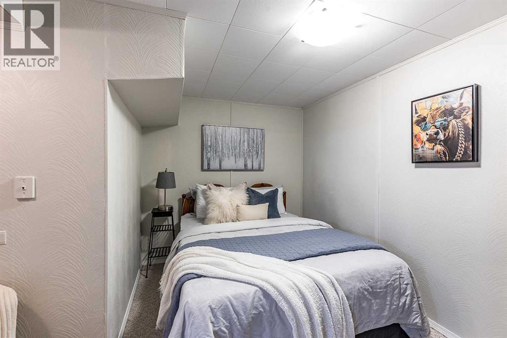 890 Hargrave Way Nw, Medicine Hat, Alberta  T1A 6Y9 - Photo 36 - A2296299