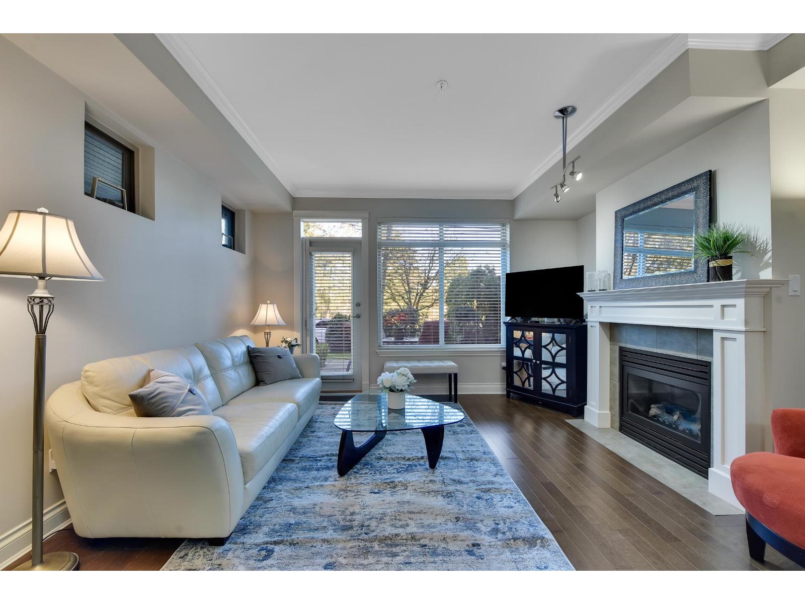 102 1787 154 Street, Surrey, British Columbia  V4A 4S1 - Photo 2 - R3103838