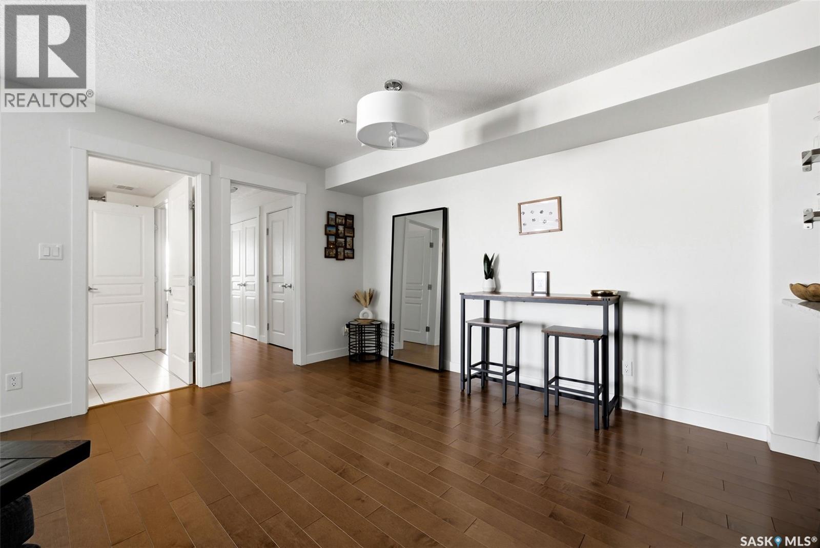 312 5301 Universal Crescent, Regina, Saskatchewan  S4W 0L2 - Photo 4 - SK032243