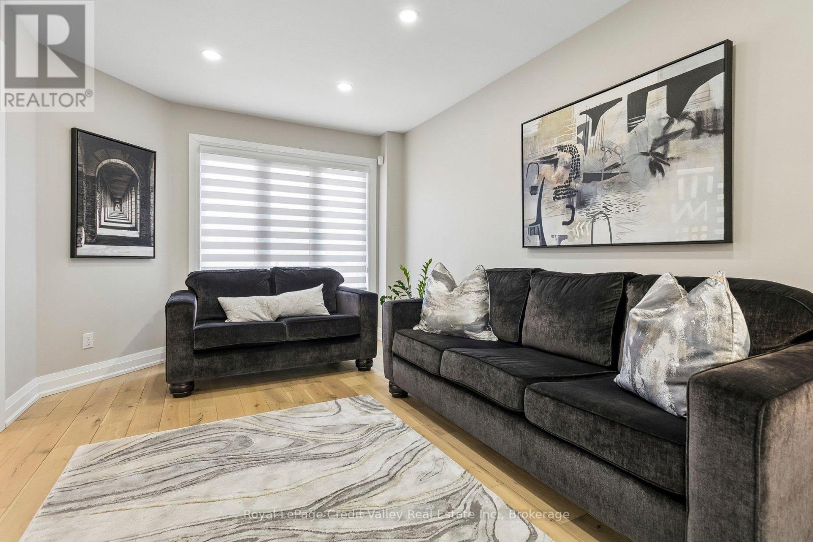 84 Valonia Drive, Brampton, Ontario  L6V 4K1 - Photo 6 - W12966712